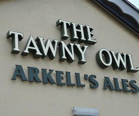 The Tawny Owl Hotel Swindon Buitenkant foto