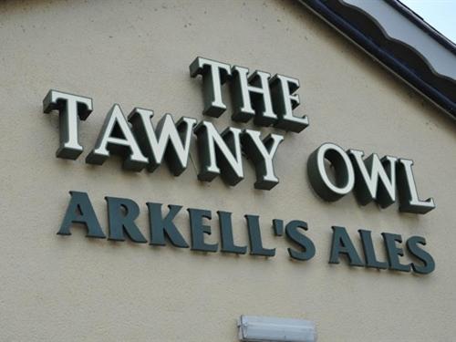 The Tawny Owl Hotel Swindon Buitenkant foto